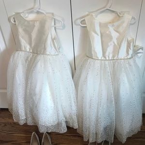 2 Flower Girl Dresses 💜